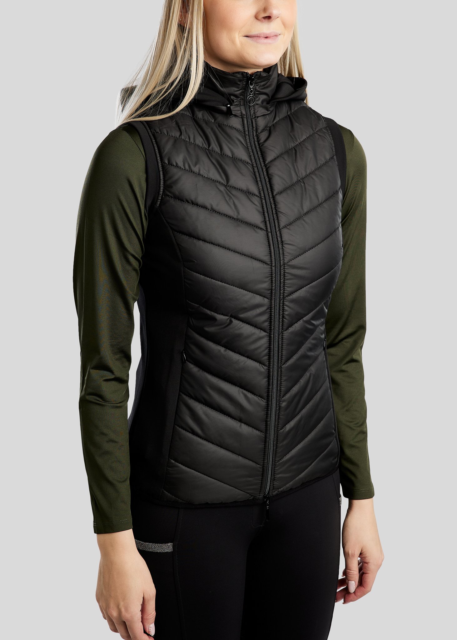 Montar Eliza Hybrid Vest - Sort m. Gunmetal 